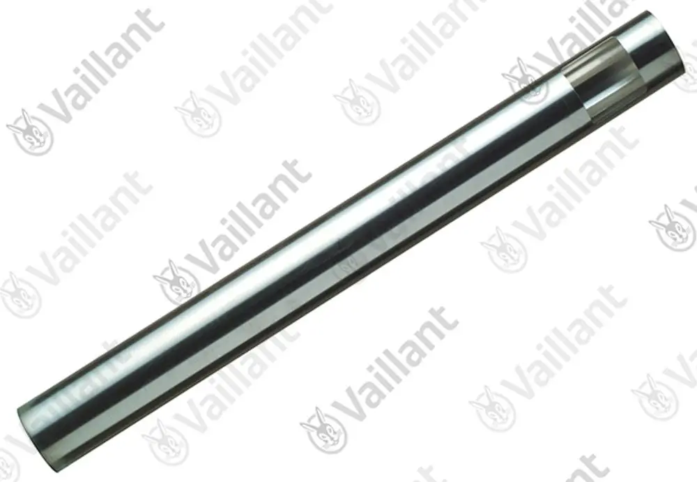 Vaillant Frischluftrohr, metallisch, zylindrische Form, ohne erkennbare Maße oder spezifische Details, auf weißem Hintergrund sichtbar.
